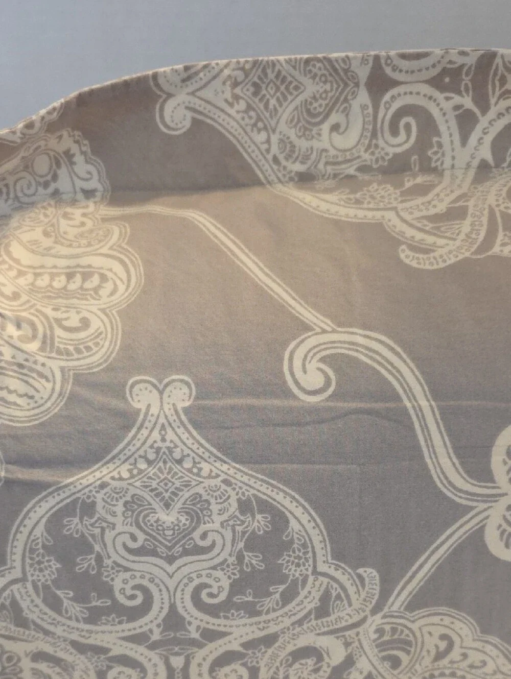 Pottery Barn Alana Medallion Taupe Ivory Ombre Cotton Standard Pillow Sham Set